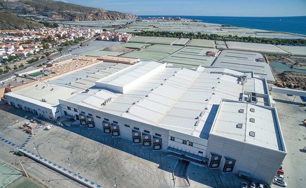 La coopérative Granada La Palma intègre deux nouveaux entrepôts de grande capacité dans son centre de production La coopérative Granada La Palma intègre deux nouveaux entrepôts de grande capacité dans son centre de production