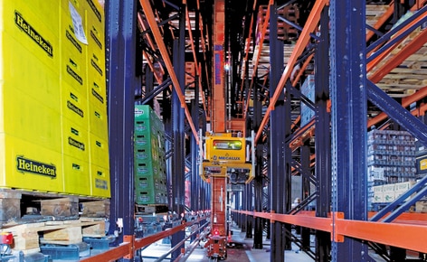 Mecalux augmente la capacité de stockage et de picking d'une entreprise de distribution avec l'installation d'un entrepôt automatique autoportant Mecalux augmente la capacité de stockage et de picking d'une entreprise de distribution avec l'installation d'un entrepôt automatique autoportant