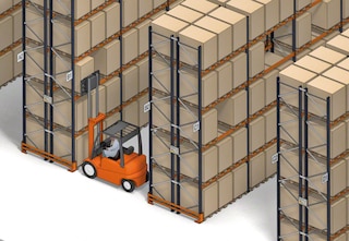 Entrepôt à rayonnages résistants aux mouvements sismiques pour Bomi Group Italie Entrepôt à rayonnages résistants aux mouvements sismiques pour Bomi Group Italie